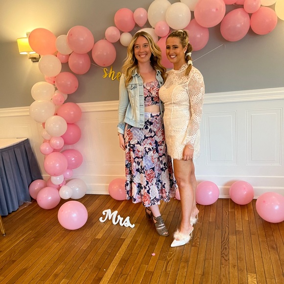 BEBE Long Sleeve Lace Dress! - Picture 7 of 8